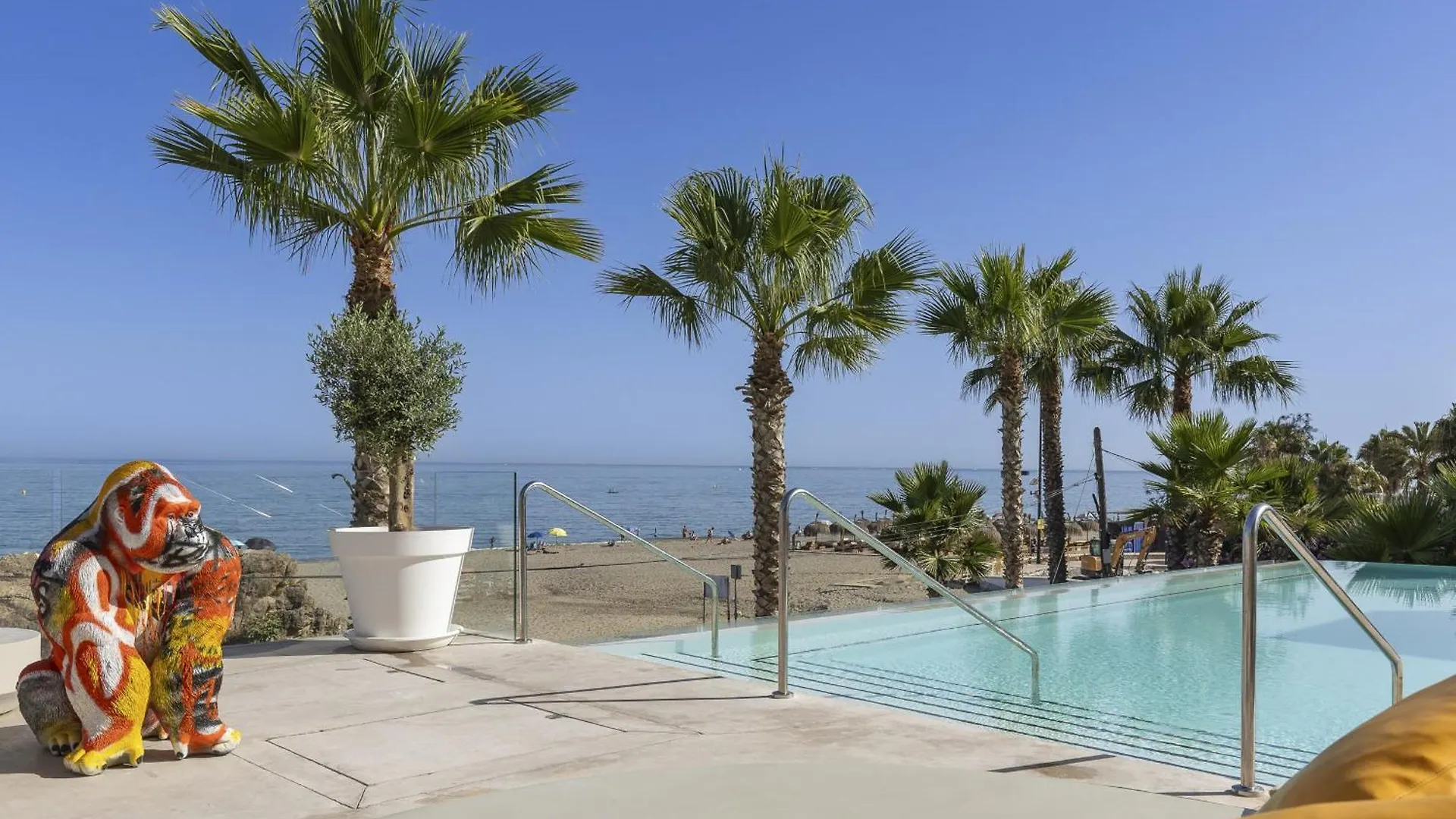 Modern Luxury Suite With Terrace In Higueron Fuengirola Spain