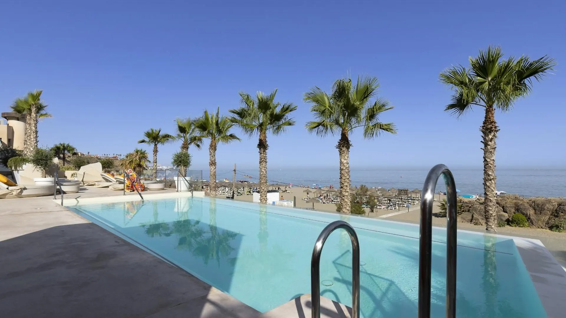 Modern Luxury Suite With Terrace In Higueron Fuengirola Apartment