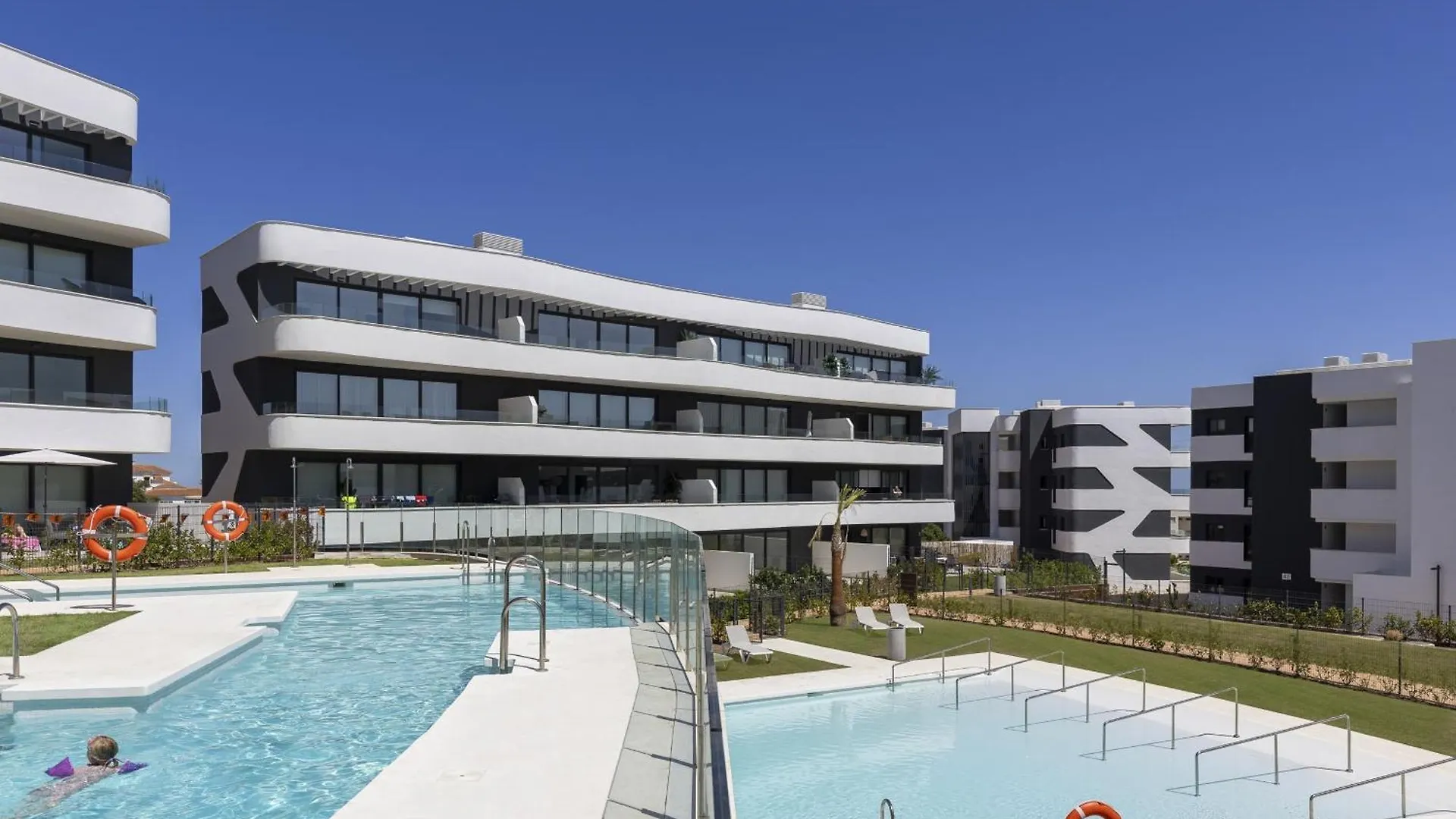 Apartment Modern Luxury Suite With Terrace In Higueron Fuengirola Spain